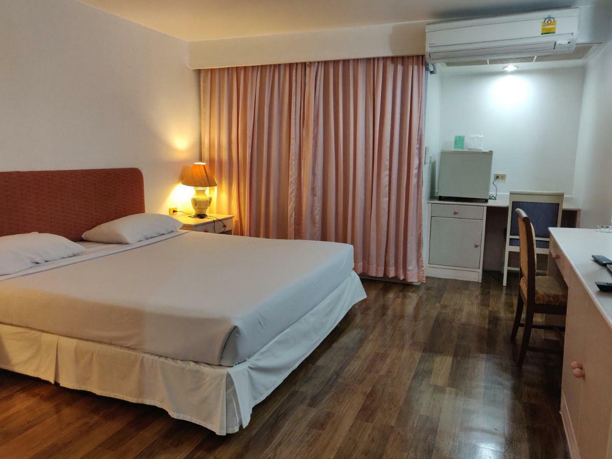 בנגקוק Lee Place Hotel מראה חיצוני תמונה